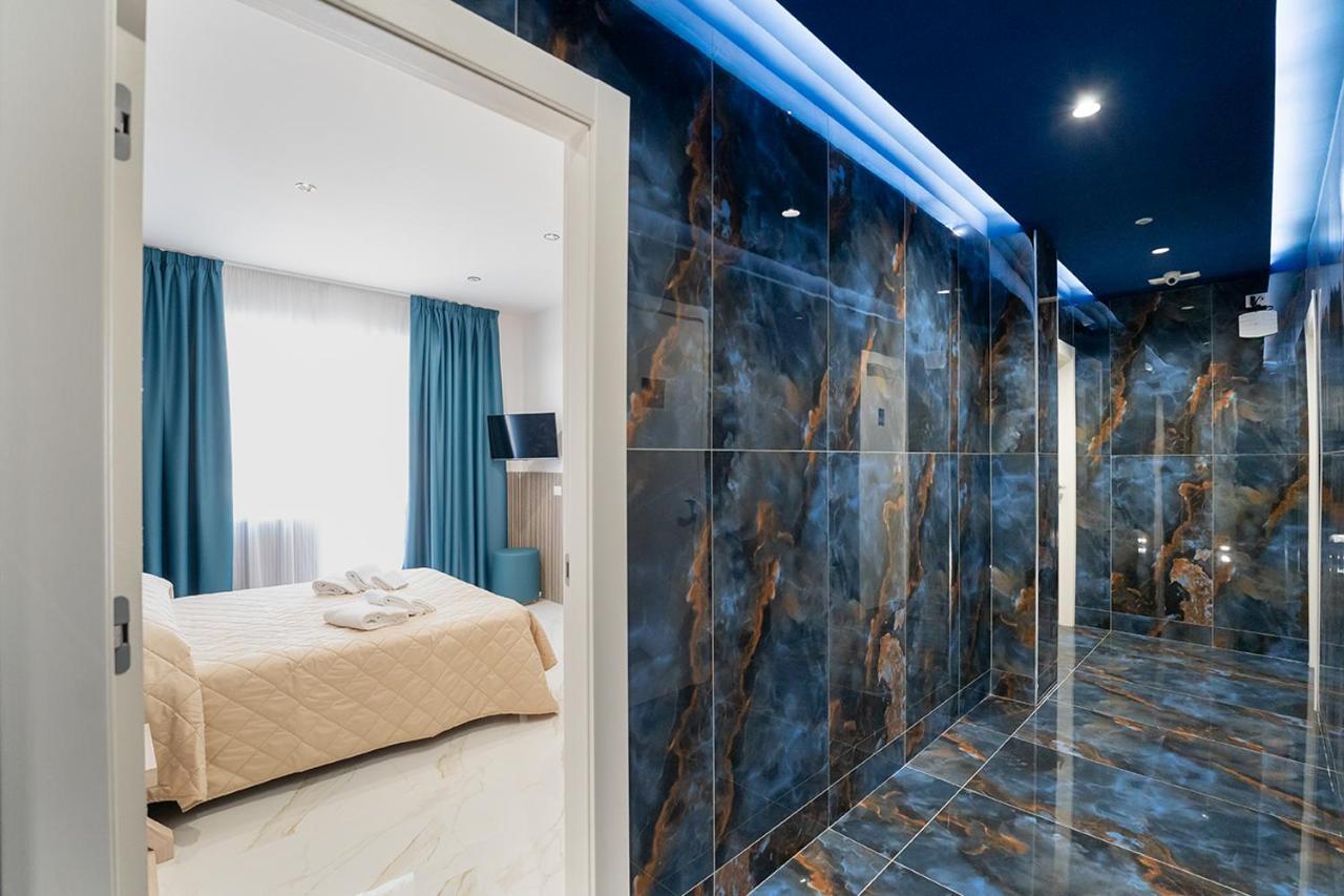 Greros H. Rooms Napoli Centro By Clapa Group Dislocated Hospitality Exterior photo