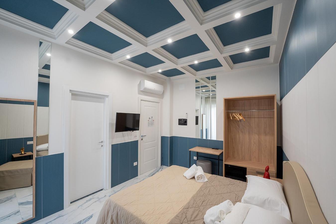 Greros H. Rooms Napoli Centro By Clapa Group Dislocated Hospitality Exterior photo